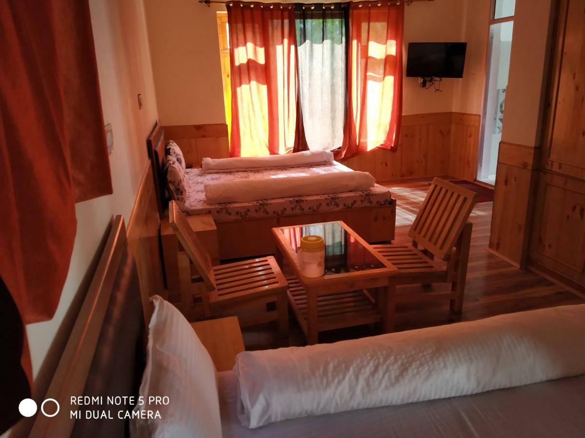 Jimmy'S Homestay Leh Esterno foto