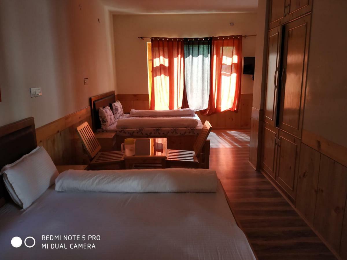 Jimmy'S Homestay Leh Esterno foto